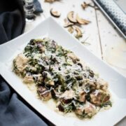 Gnocchi in cremiger Pilz-Spinat-Rahmsauce