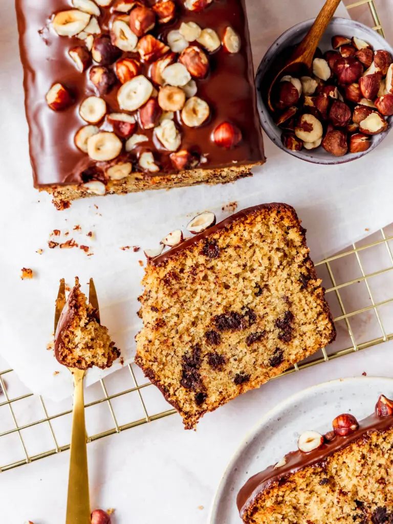 Nusskuchen ohne Mehl - Glutenfrei, LowCarb &amp; Keto
